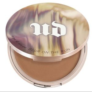 🆕Urban Decay: Blur On the Run in Medium Dark
